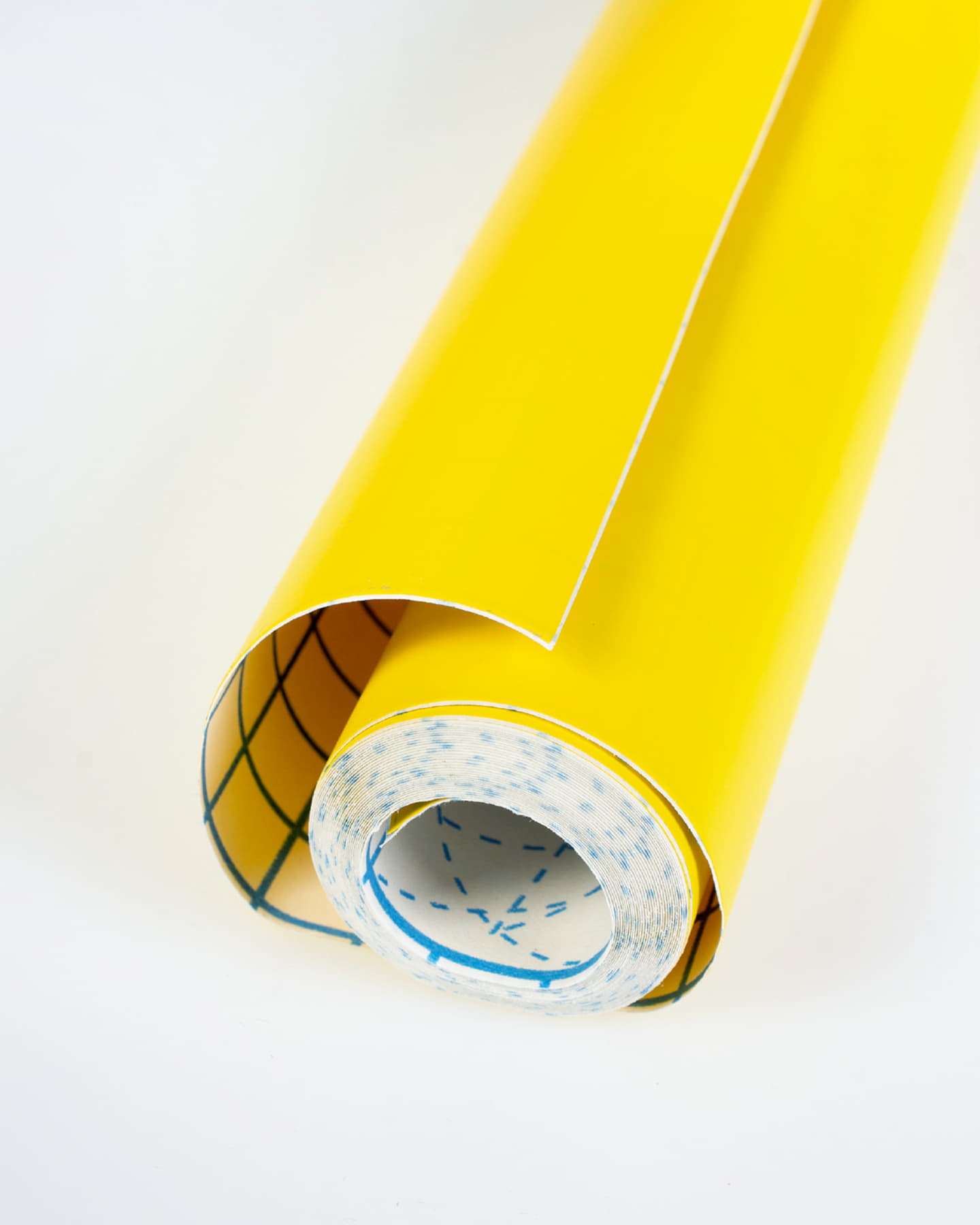 Пленка самоклеящаяся в рулоне 0,5*3м желтый 16рул/упак