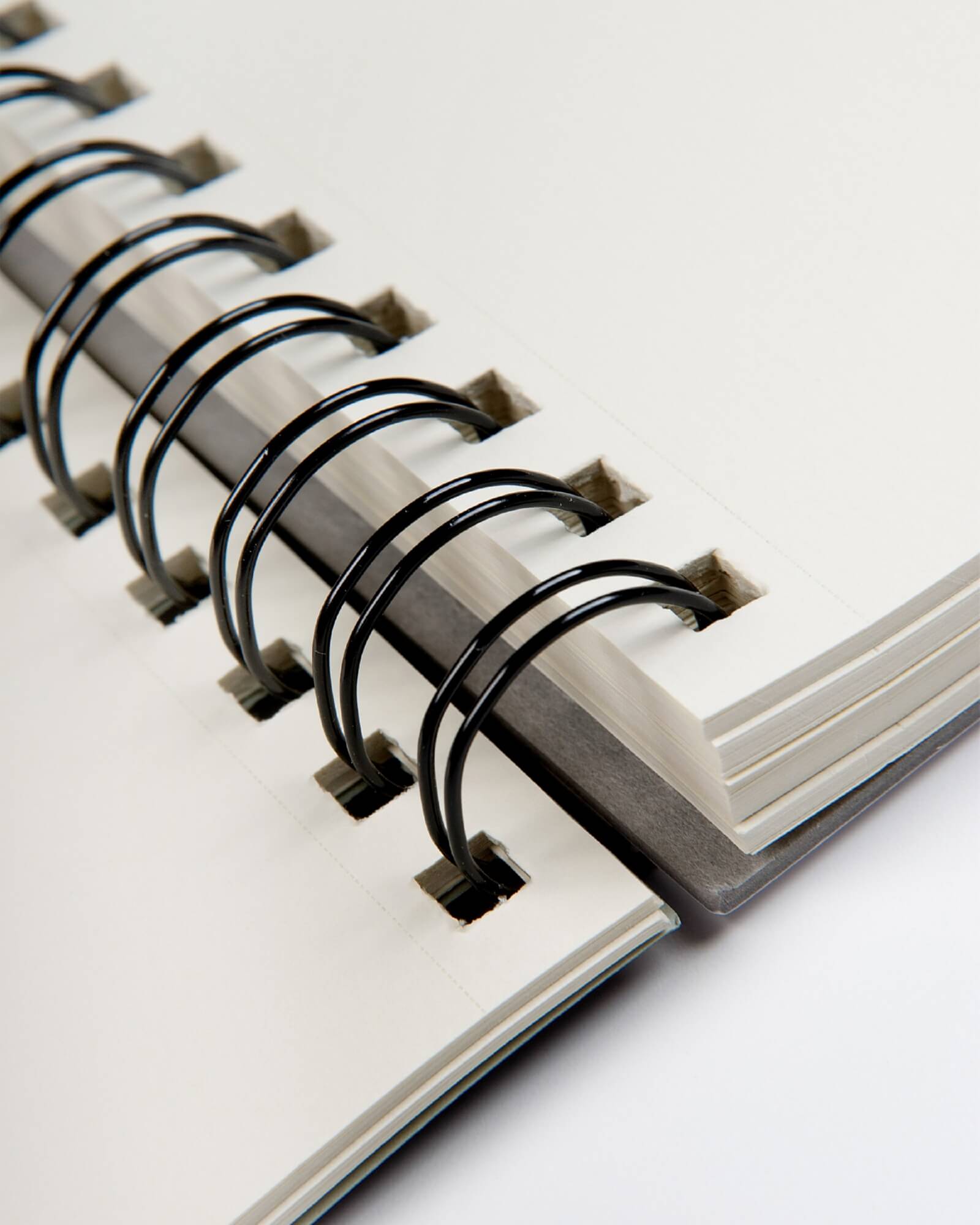 Альбом для пастели Ingres 90г/м.кв 21x29,7см белая бумага 100л спираль по короткой стороне