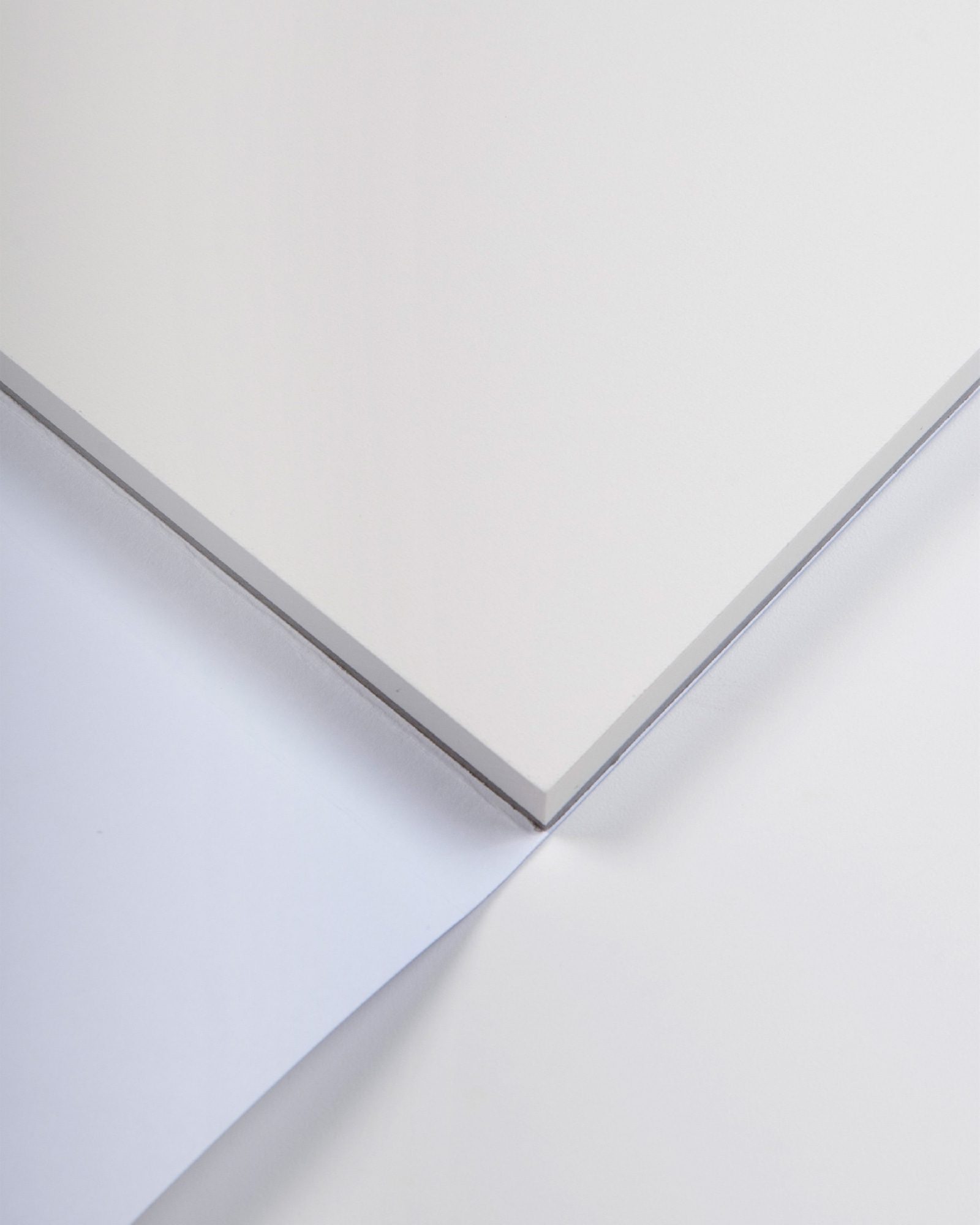 Блок для акварели Artistico Extra White 300г/м.кв 23x30,5см Сатин 20л склейка по 4 сторонам