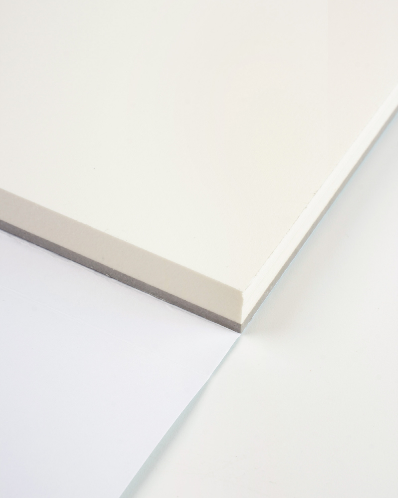 Блок для акварели Artistico Extra White 300г/м.кв 23x30,5см Фин 20л склейка по 4 сторонам